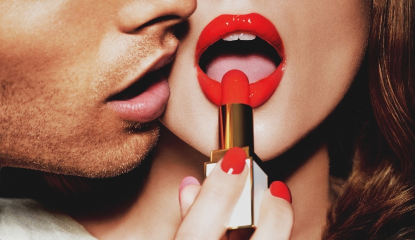 The index of red lipstick, or even to understand the economy