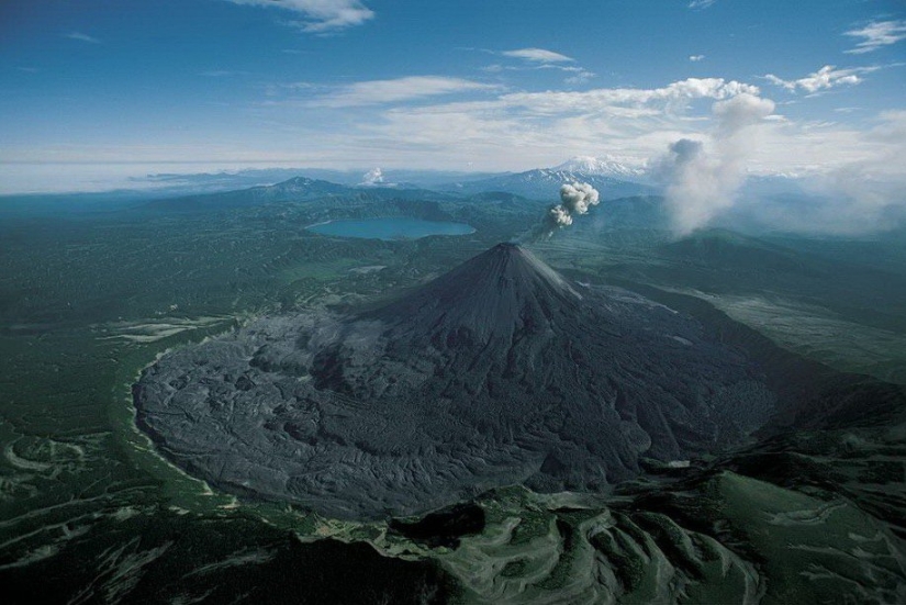 The legendary photo project "Earth seen from the sky"