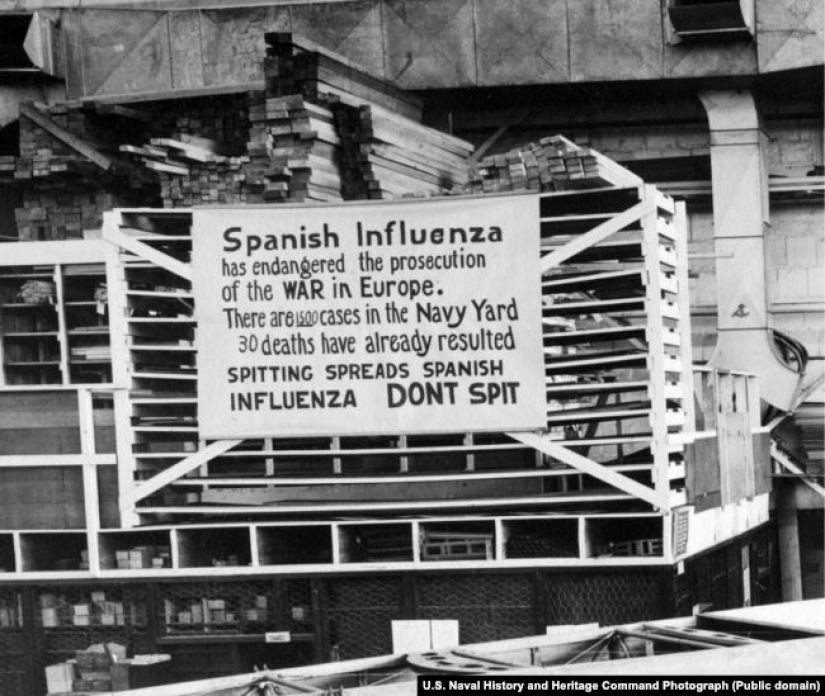 The lessons of quarantine: Philadelphia and St. Louis in the midst of the "Spanish flu" in 1918