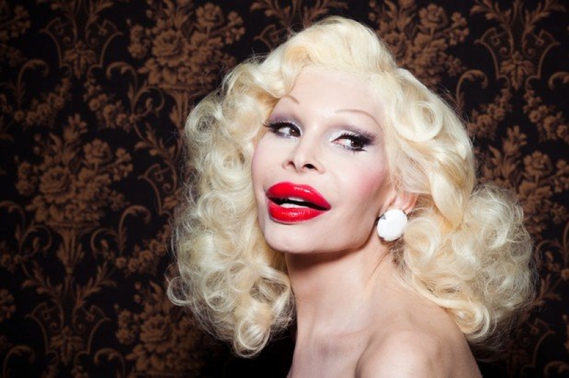 The life story of Amanda Lepore, a transsexual with the most expensive body