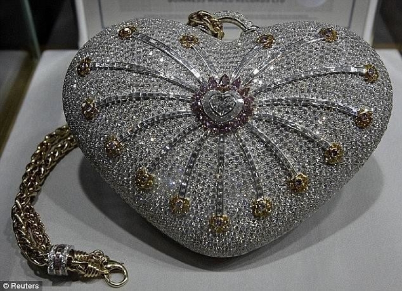 The most expensive in the world: Italian designers have presented a women's handbag for 535 million