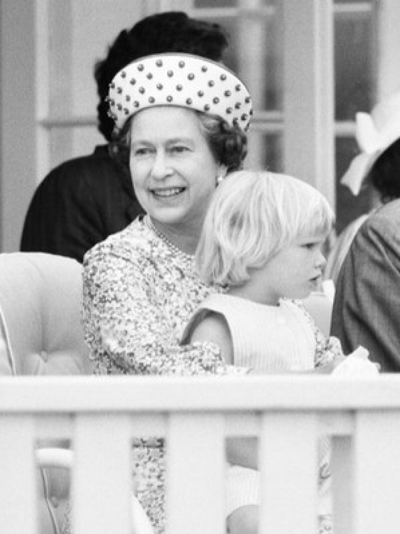 The most touching photos of royal grandparents with their grandchildren