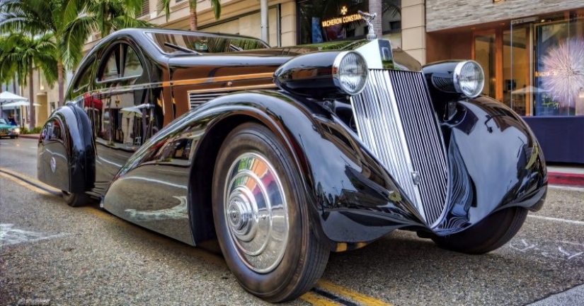 The sexiest car in the world: the unique Rolls Royce Phantom