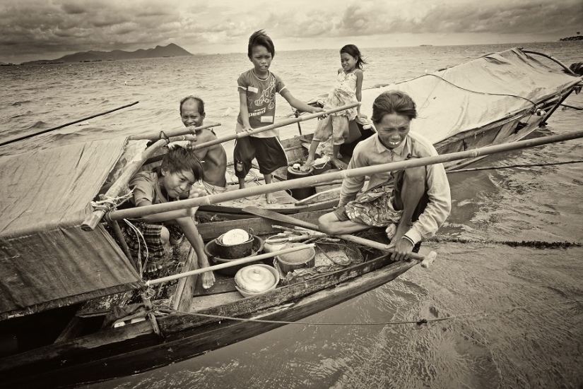 The vanishing world of the sea Gypsies