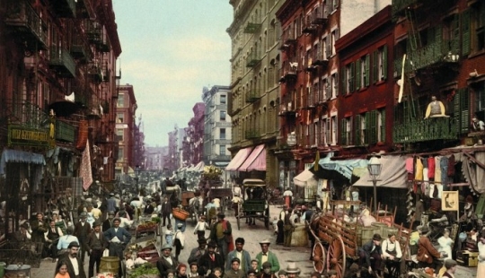 The very first color photographs of America