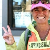 The woman walked around half the country, asking all passers-by one question: their answers will amaze you