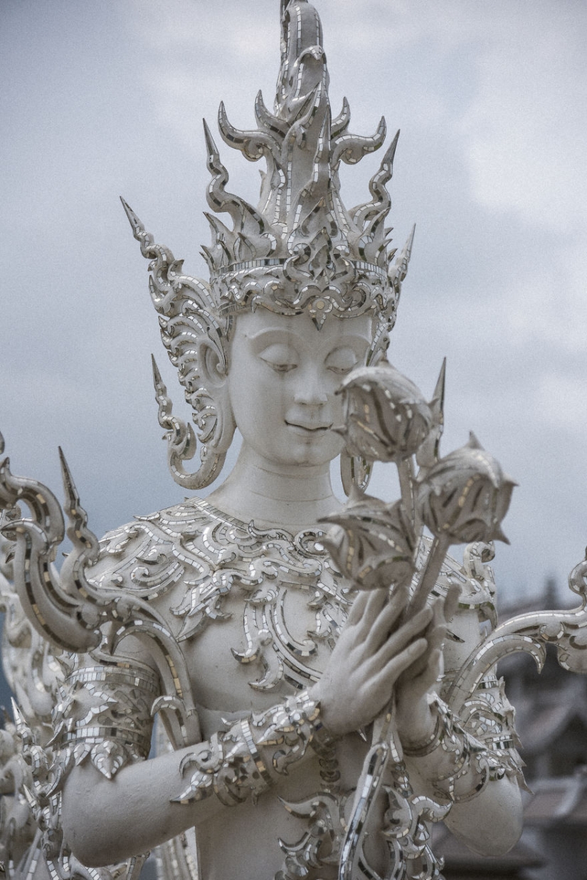 This white temple in Thailand is heaven and hell