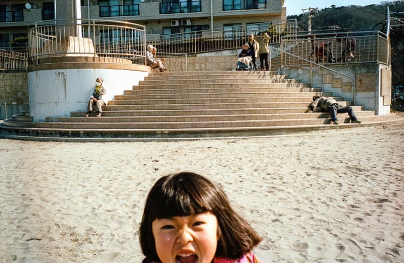 To see the amazing in the ordinary: what is the secret of Shin Noguchi's wonderful street photos