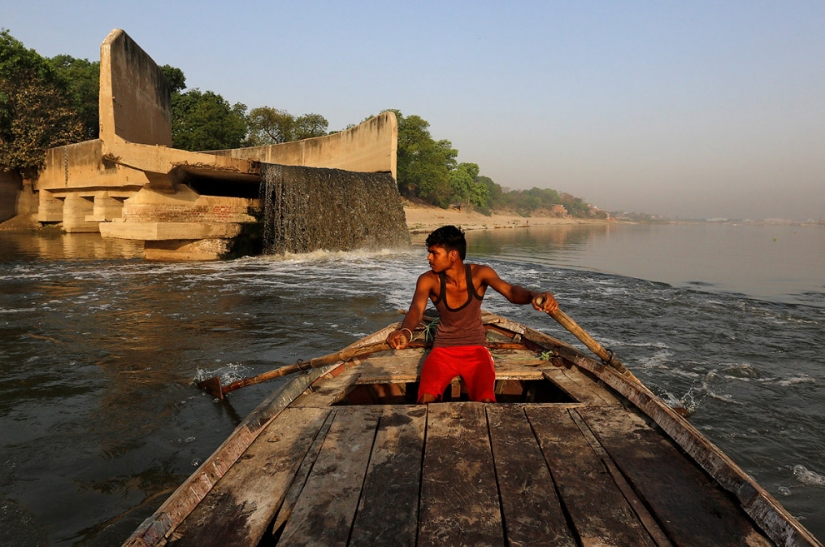 Todos los colores de la suciedad: cómo los indios están matando el sagrado río Ganges