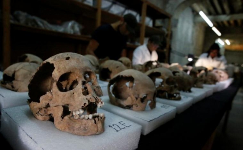 Torre azteca hecha de cráneos humanos descubierta en la Ciudad de México