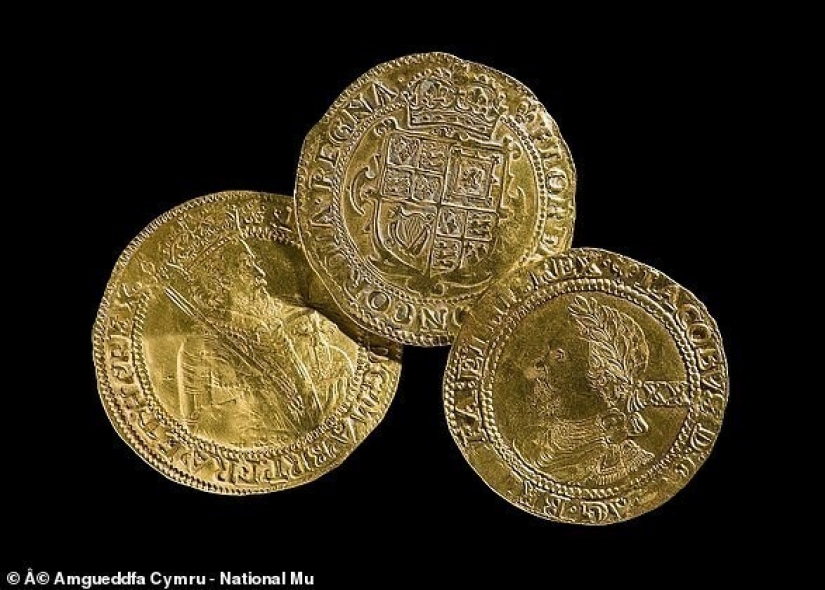Treasure hunters found in Wales "ring of death"