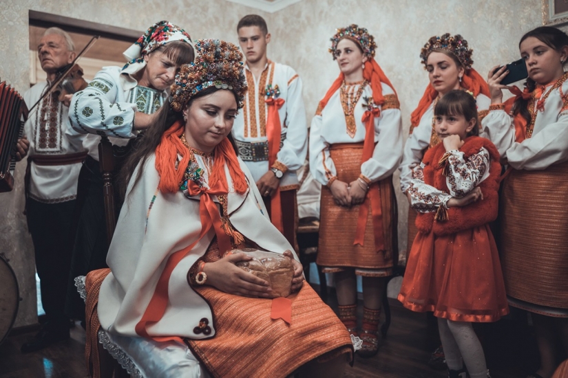 Ukraine through the eyes of a Dutchman: a terrific series of photos about life of Hutsuls