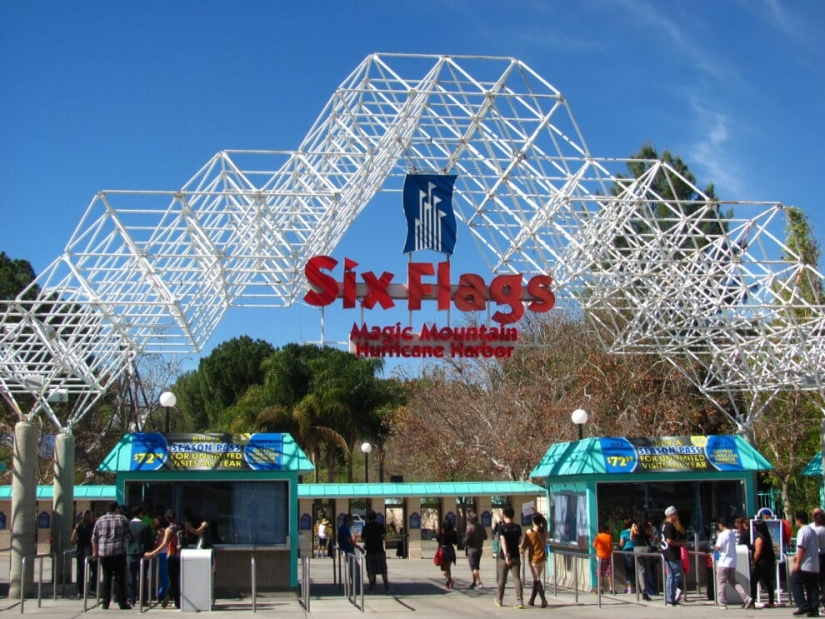 Un americano ha estado comiendo en un parque de atracciones durante 7 años y ahorrado para una casa