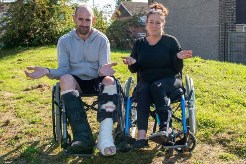 Una pareja borracha del Reino Unido se coló en un parque acuático por la noche y se rompió las piernas allí
