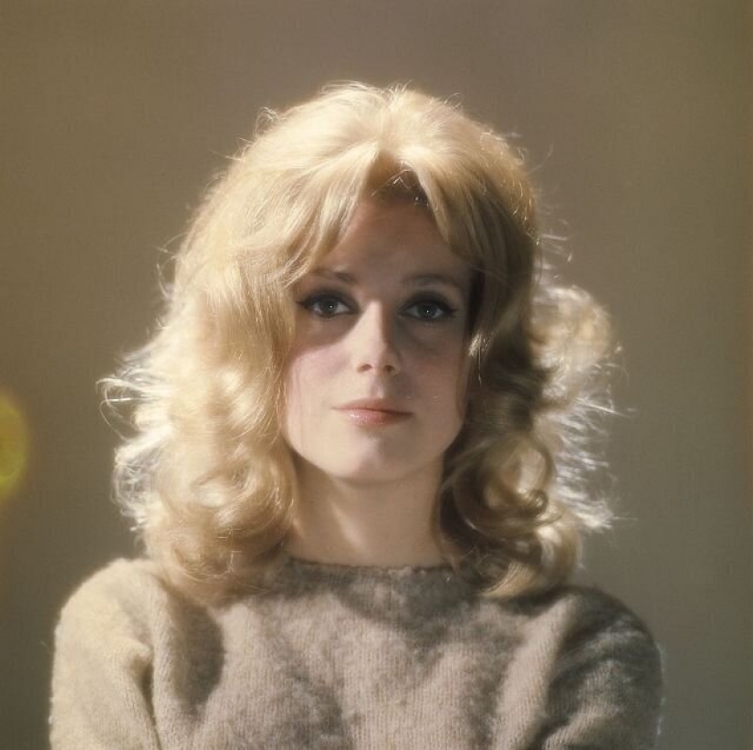 Vintage portréi egy fiatal Catherine Deneuve-ről