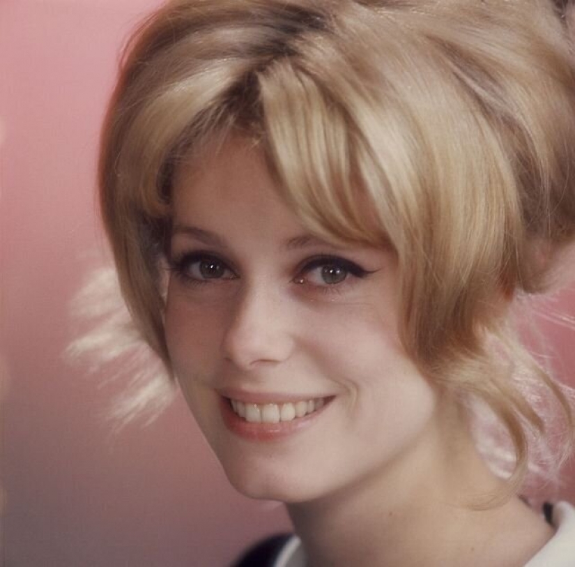 Vintage portréi egy fiatal Catherine Deneuve-ről