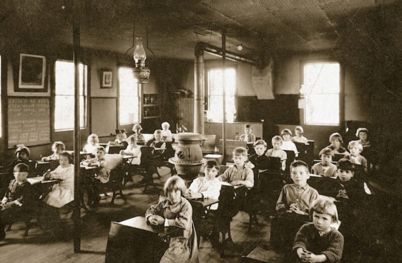 What was the school like 100 years ago