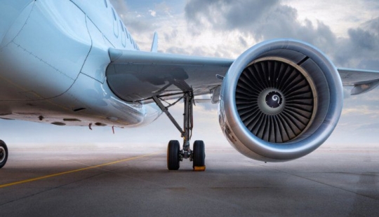 Why is the coin thrown into the engine of the plane, will not bring good luck