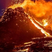 Why the volcano eruption in Iceland perfect for backpackers