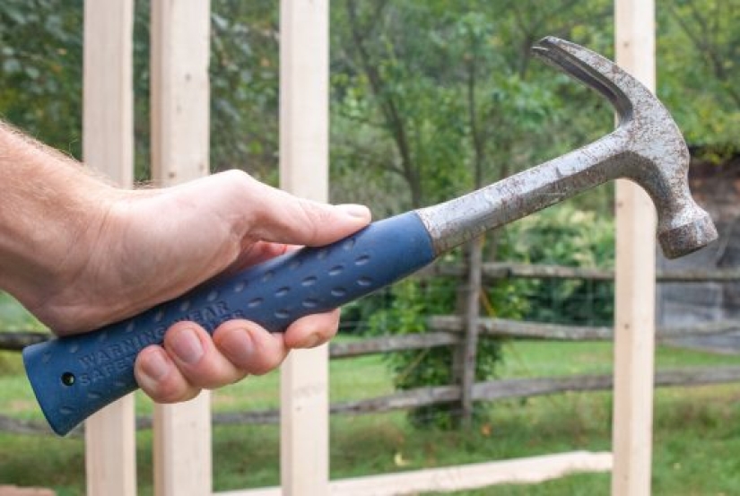 10 herramientas esenciales de reparación del hogar que todo hogar debería tener