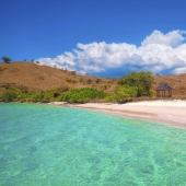 10 most beautiful pink beaches in the world