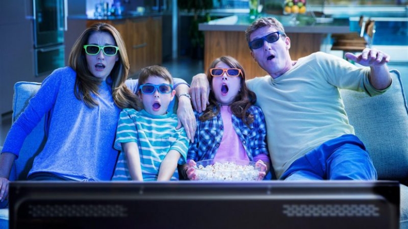 10 products from AliExpress for real moviegoers