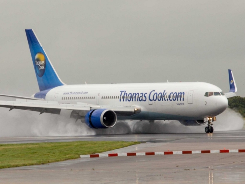 10 safest low cost airlines in the world