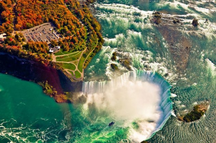 10 Stunning Natural Wonders Everyone Should See In Their Lifetime ...