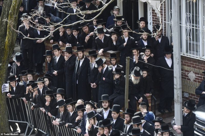 100.000 judíos jasídicos salieron a las calles de Brooklyn