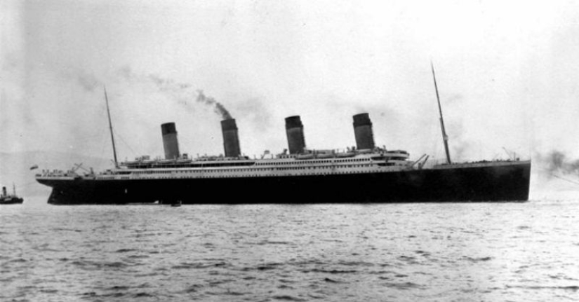 106 years ago, the Titanic collided with an iceberg - Pictolic