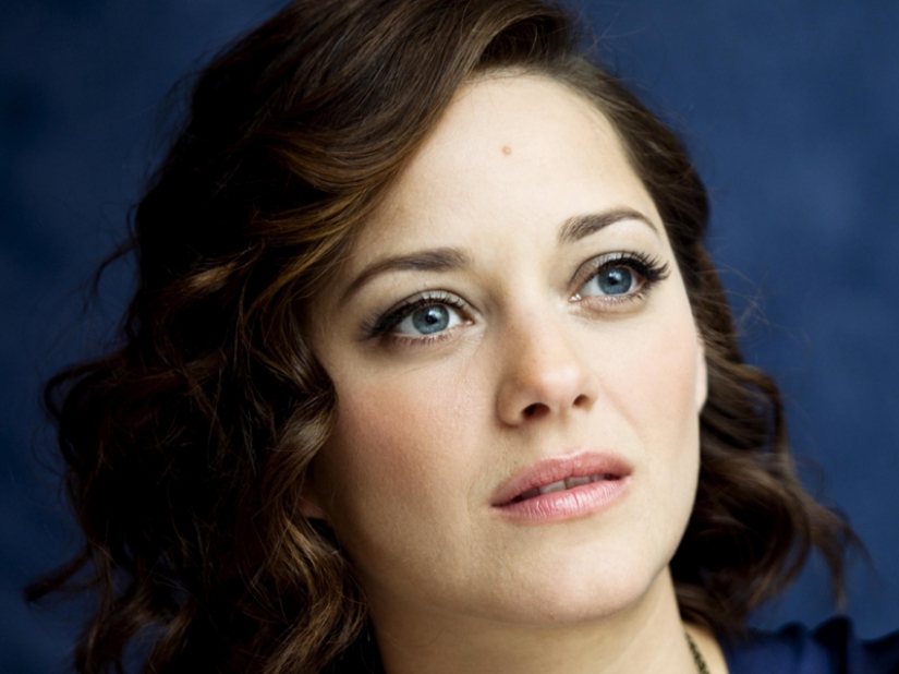 11 actresses with the most beautiful eyes