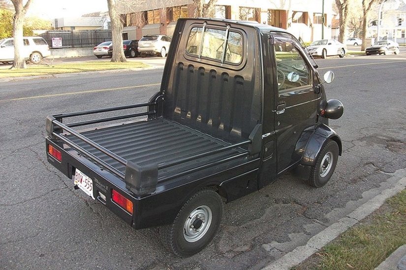 12 of the strangest cars the world has seen