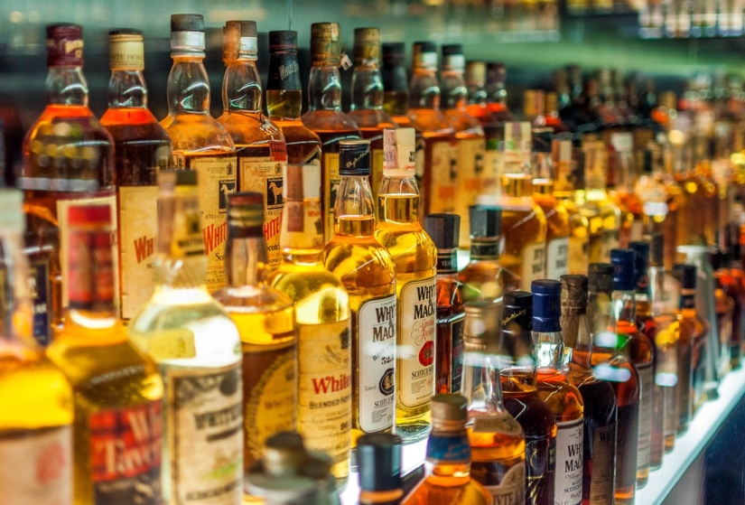 15 hechos sobre el whisky que necesita saber este domingo por la noche