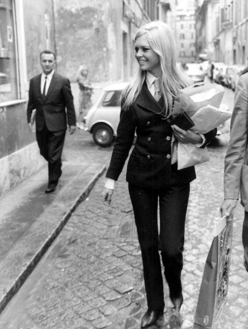 15 hipóstasis básicas de Brigitte Bardot