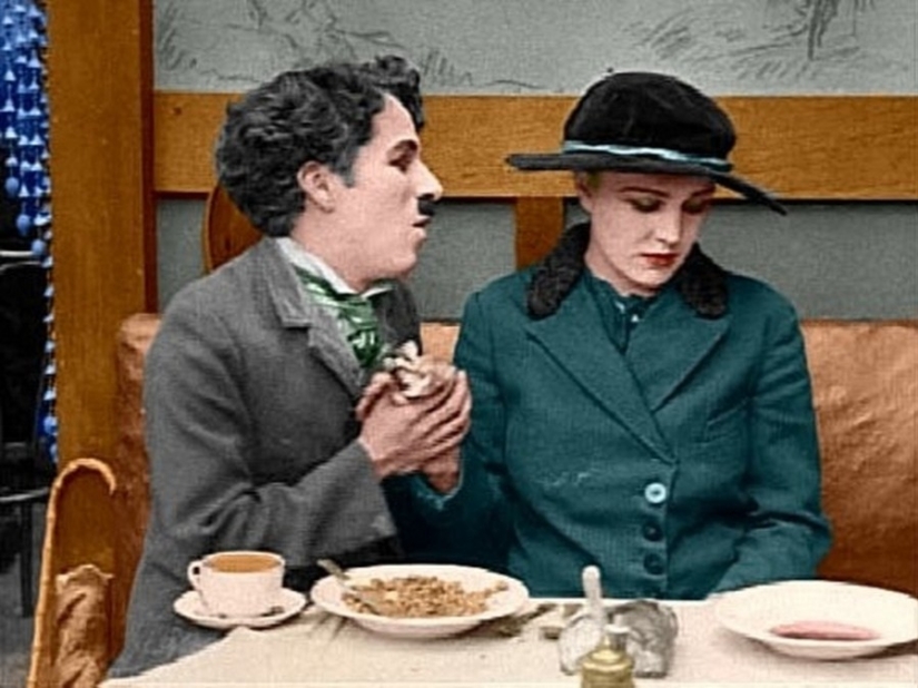 15 rare colorized photographs of Charlie Chaplin taken in the 1910s and 1930s