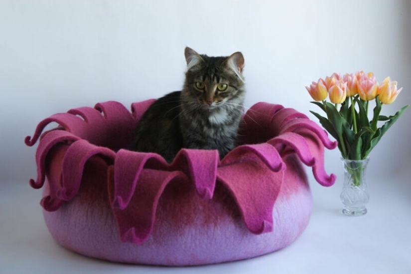 16 funny felt cat houses from Ukrainian masters Meow Felt