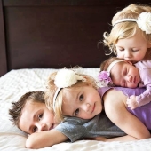 20 fotos sobre lo feliz que es tener hermanos y hermanas