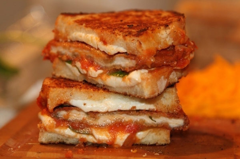 20 ideas from around the world on how to make a cheese sandwich