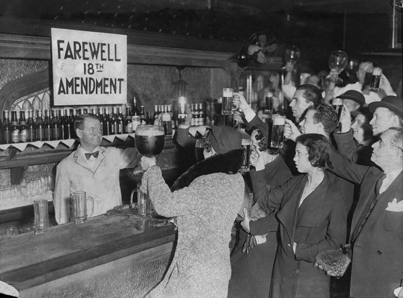 20 Photos From Prohibition