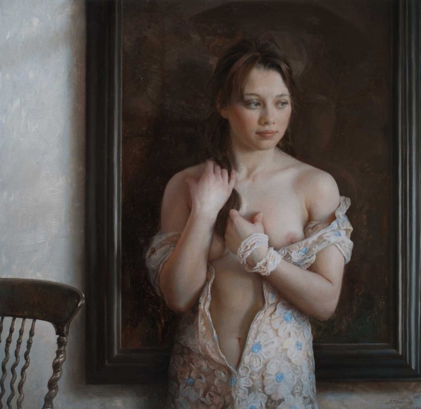 20 pinturas increíblemente realistas que celebran la belleza y el encanto femeninos