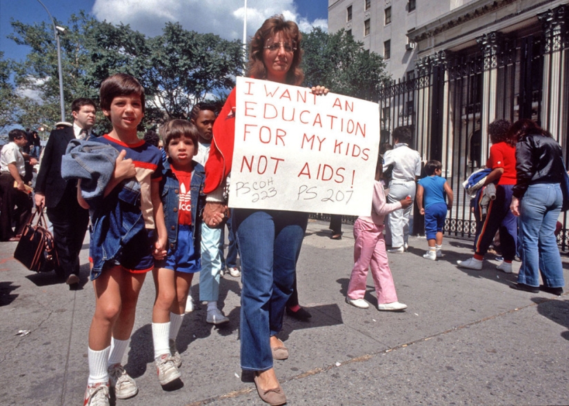21 fotos aterradoras de los años 80, cuando el mundo se enteró del SIDA
