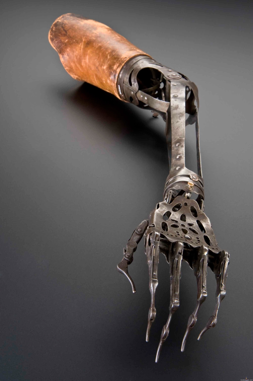 22 creepy objects from the past that give you goosebumps
