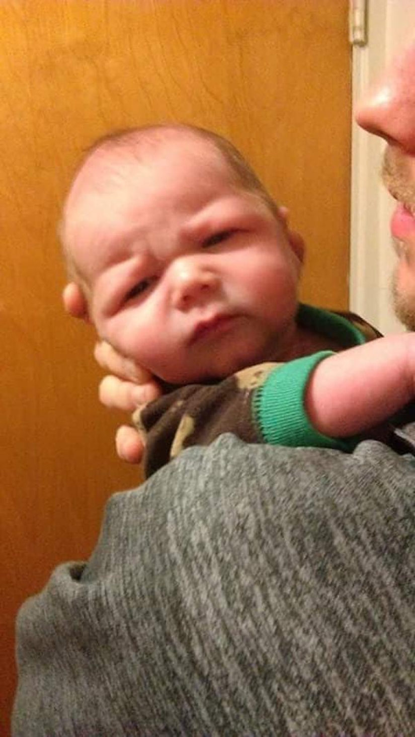 22-funny-photos-of-babies-with-strikingly-adult-faces-pictolic