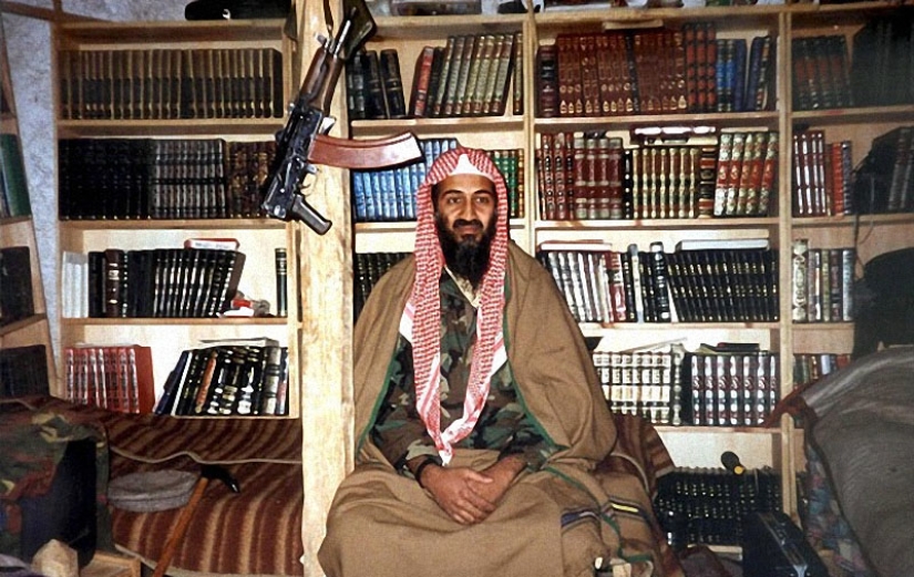 22 images from the life of Osama bin Laden and his family
