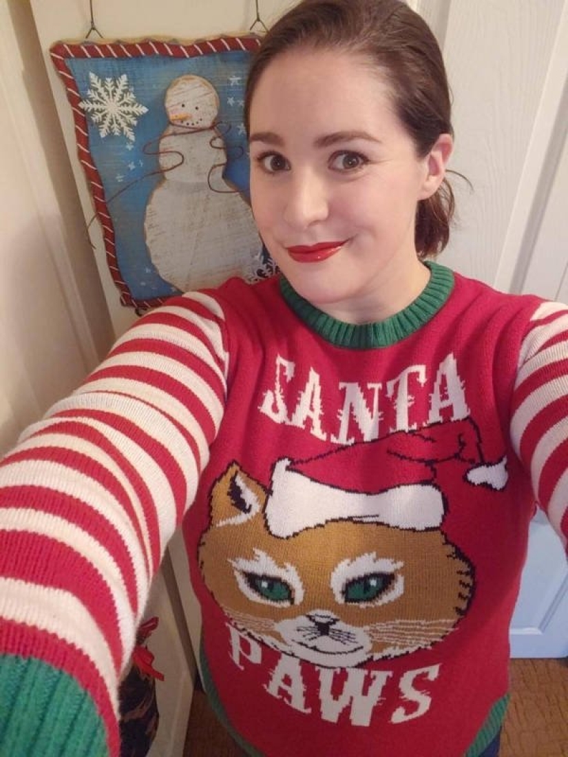 24 ridículo suéteres que burlarse de Navidad