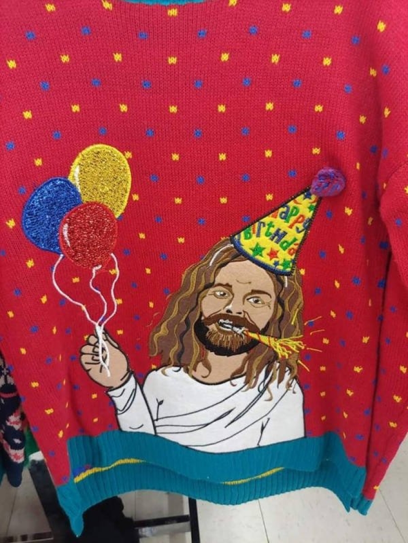 24 ridículo suéteres que burlarse de Navidad