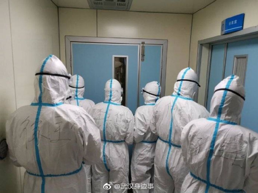 25 fotos sobre la vida cotidiana del personal médico en Wuhan infectado con coronavirus