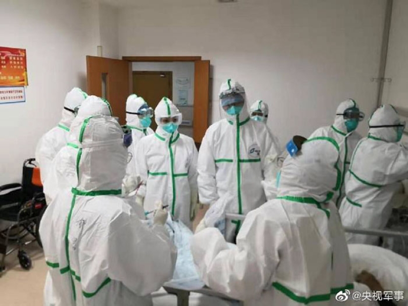 25 photos about the everyday life of medical staff in Wuhan infected with coronavirus