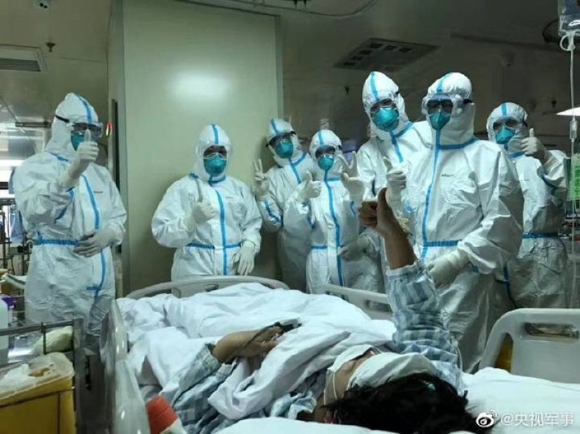 25 photos about the everyday life of medical staff in Wuhan infected with coronavirus