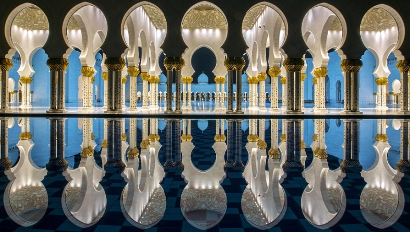 30 harmonious photos with perfect symmetry